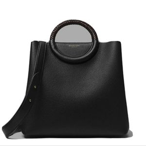 Michael Kors Skorpios - Navy Blue - EUC